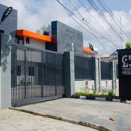 No 95 Suites VI Lagos Bagian luar foto